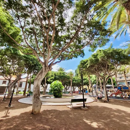 Marina Mirage Puerto de la Cruz (Tenerife)