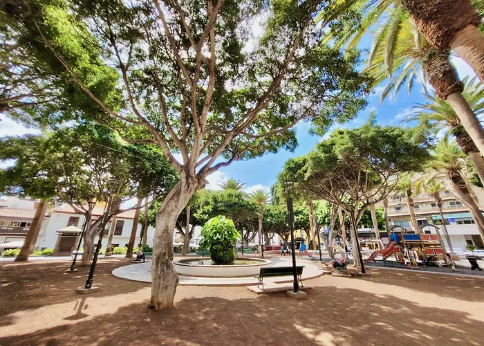 Marina Mirage Puerto de la Cruz (Tenerife)