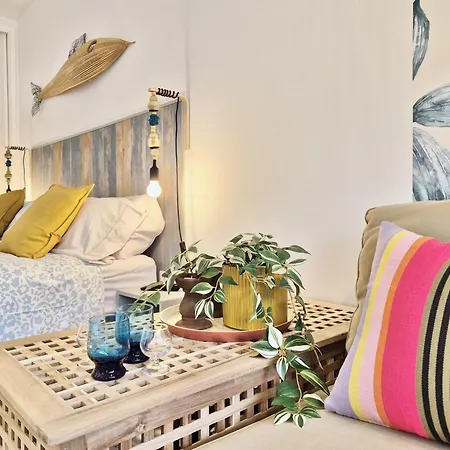 Marina Mirage Apartment