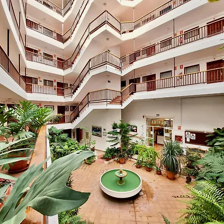 Marina Mirage Apartament *